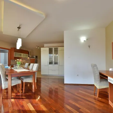 Apartment Majpruz